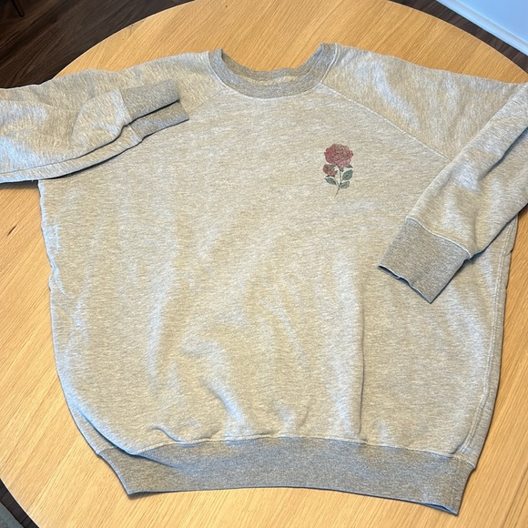 Spiritual Gangster ‘Love More’ Sweatshirt - Picture 3 of 5